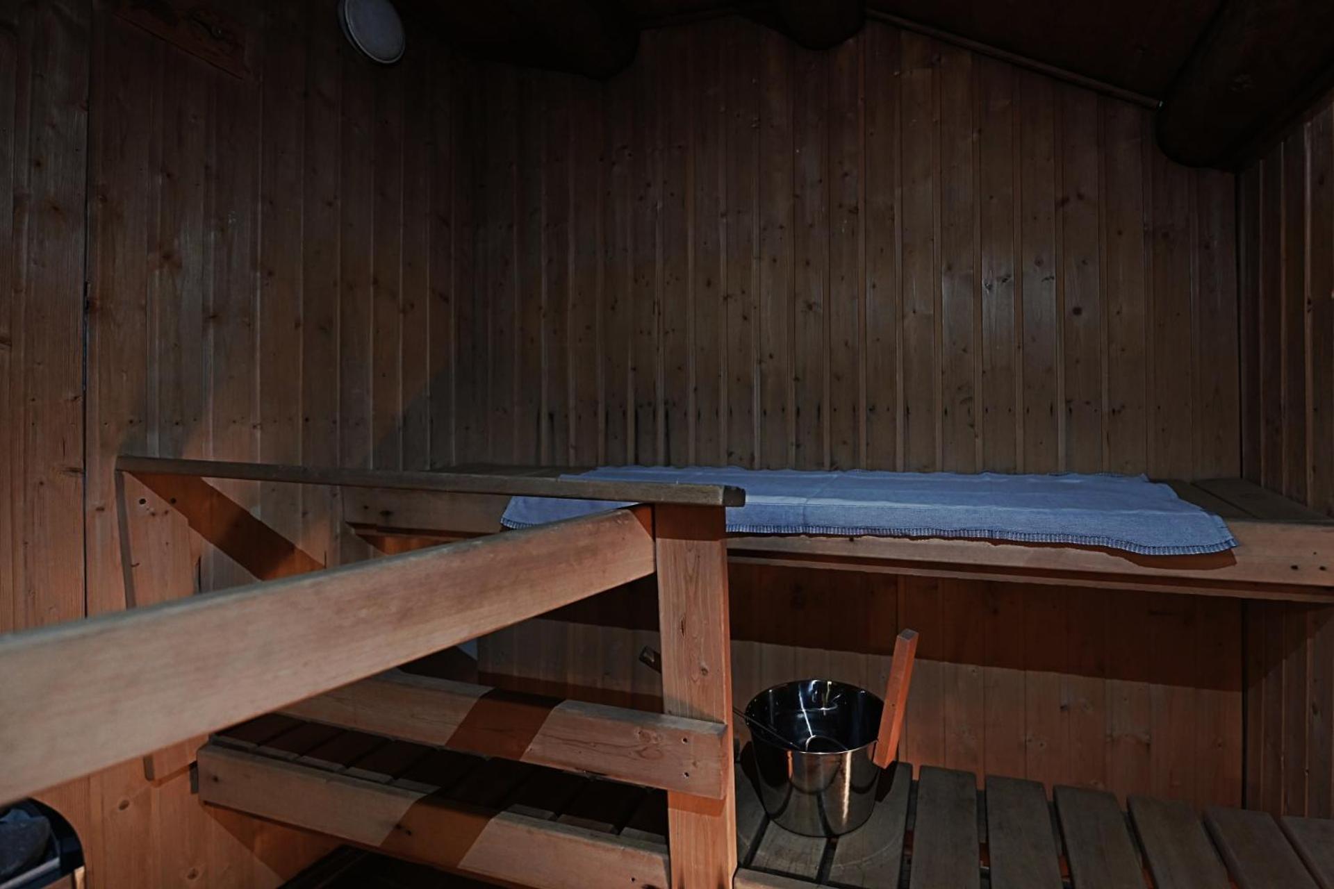 Classic Log Cabin Ski-In Ski-Out 레비 외부 사진